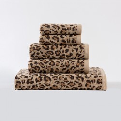 Cotton towel with leopard design