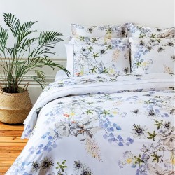 Bedding sheet with passion flower print